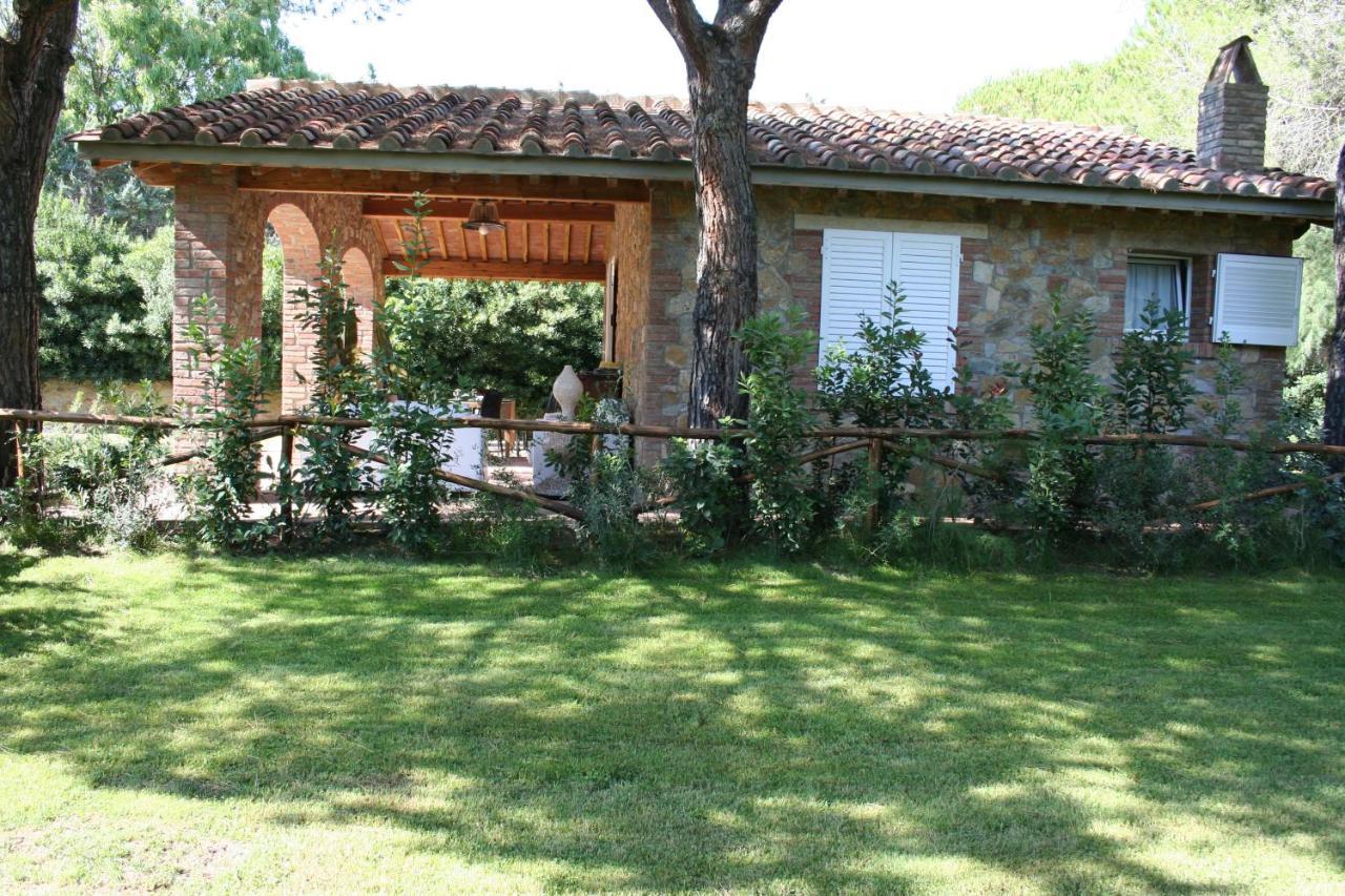 Villaggio I Sorbizzi Marina Di Bibbona Luaran gambar